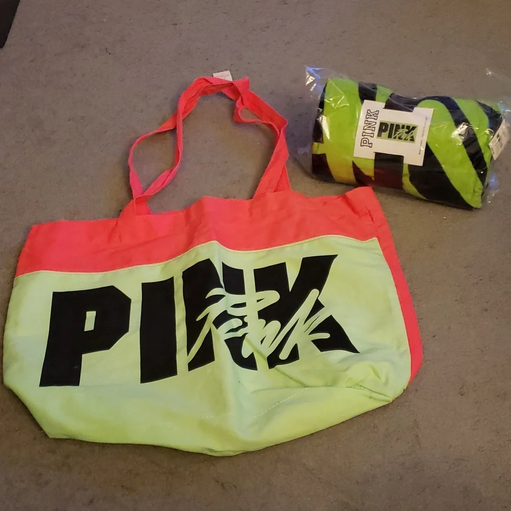 VS Pink Rare Retro 2 Tone Tote and Towel SET